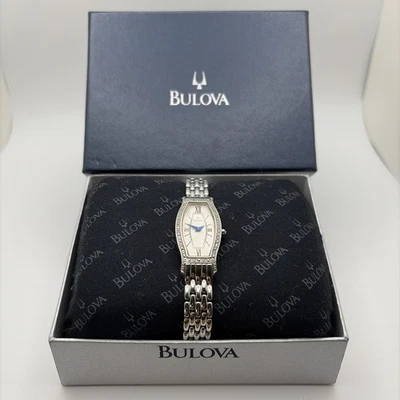 BULOVA 女士钻石表圈手表 - 不锈钢 6.5 英寸手链 - C8671242 — 第 1/4 张图片