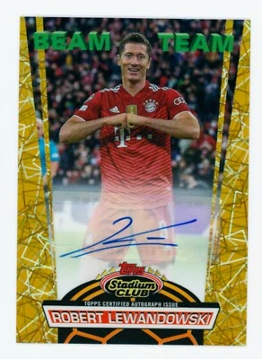 2021-22 Robert Lewandowski Topps Stadium Club Beam Team Gold Autographed 46/50 - Image 1 of 3
