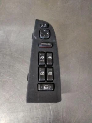 Door Switch Front CHEVY AVALANCHE 1500 02 - Image 1 of 2