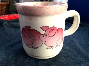 PINK WHITE PIGS PITCHER SYRUP MILK BACON GREASE HEAVY THICK CERAMIC CROCK 5.5" - Picture 1 of 7
