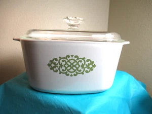 Corning Ware Vintage Green Doily 3 Quart A3B with Lid Macrame Shell Medallion - Picture 1 of 8