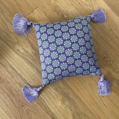 MANOLO BLAHNIK Pure SILK CUSHION Super Rare & Exclusive All Feather Down Shoe - Image 1 of 4