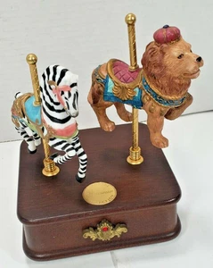 Westminster Carousel Collection ZEBRA & LEONE MUSIC BOX FUNZIONANTE VINTAGE - Foto 1 di 6