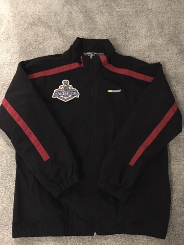 Black Old School Reebok Carolina Hurricanes 2006 Stanley Cup Champions Jacket XL Cover