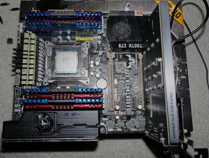 Sabertooth X79 + i7-4930K + 32GB 1600MT+ASUS Hyper M.2 X16 PCIe 3.0 - Picture 1 of 13