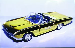 1:18 Anson Ford Thunderbird '63 Convertible 24k Gold Plated - Picture 1 of 2