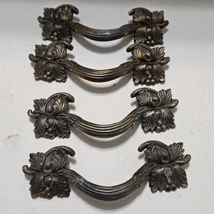 Vtg French Provencial Bronze Brass Drawer Pull Leaf Lot of 4 - Picture 1 of 10