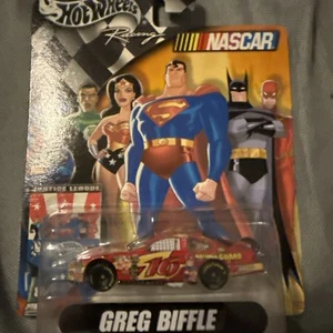 Greg Biffle #16 Justice League Ford Taurus 2004 Hot Wheels NASCAR 1/64 Diecast F - Picture 1 of 3