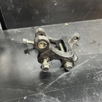 Soporte de bomba de dirección asistida Toyota Lexus IS300 GS300 Supra 2JZ 1JZ GE GTE fabricante de equipos originales Foto 1 de 4