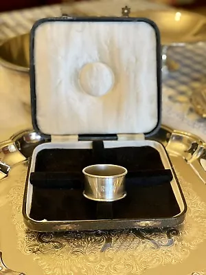 VINTAGE Silver Napkin Ring Original Presentation Box Monogram RJP Plated • 43.17$