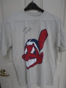 Vintage 1990s Cleveland Indians Chief Wahoo Big Face T-Shirt Omar Vizquel signed - Bild 1 von 5