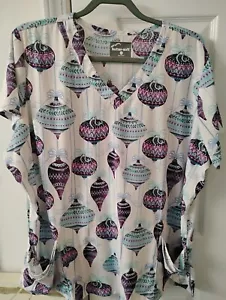 Buttersoft 4 Pocket Blue/Purple Holiday Ornaments Scrub Top Size 2X - Picture 1 of 1