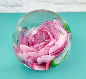 Pink Rose Round Paperweight Glass Crystal Flower Green Leaf Orb Vintage Romantic - Picture 1 of 8