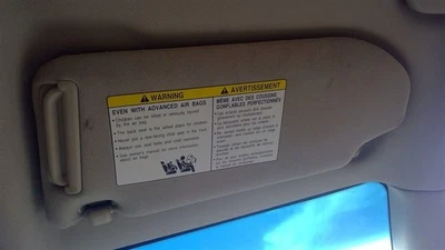 Parasol para pasajeros iluminado sedán de 4 puertas para Infiniti G37 09-13  Foto 1 de 4