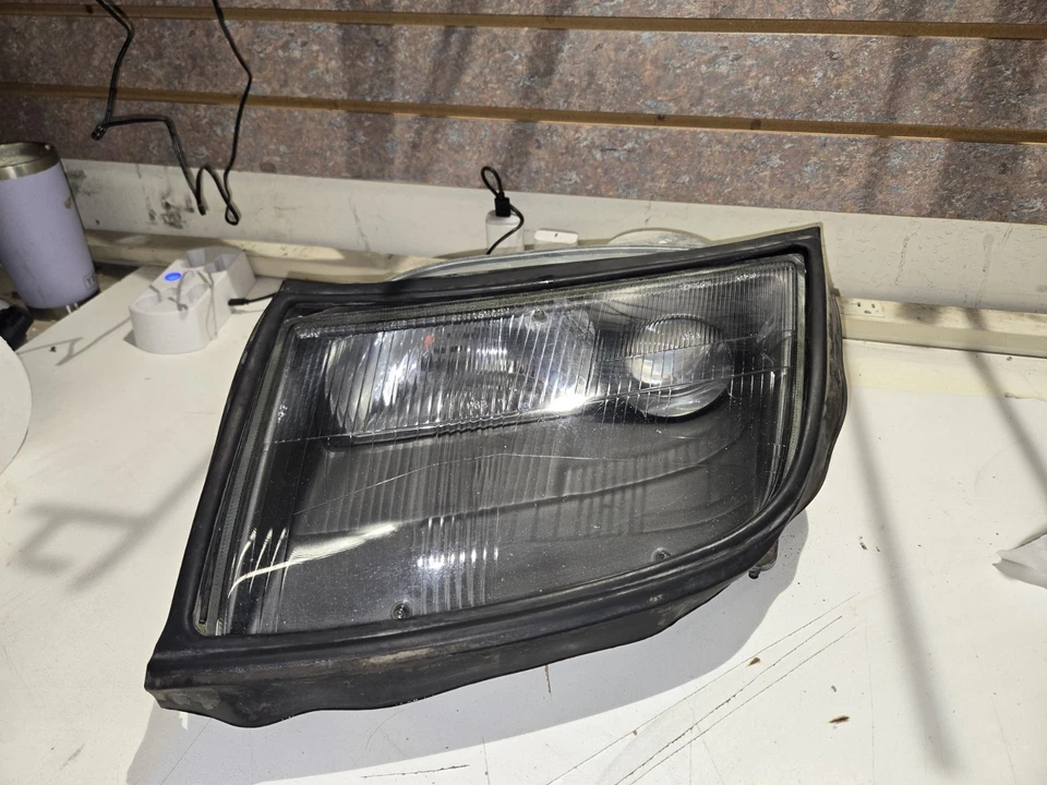 Conjunto de faros/faros laterales izquierdos para conductores Nissan 300zx 90-96 OEM    Foto 1 de 4