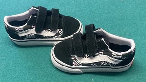 Vans Old Skool Shoes Size 7 Toddler Color Black with Pink & White. Brand New! - Picture 1 of 5