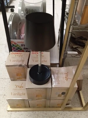 Lampada da Tavolo LED Ricaricabile usb Touch Moderno3 Tonalità Luce scelt colore - Immagine 1 di 3