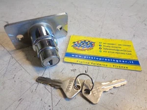 BLOCCHETTO SERRATURA COFANO POST FIAT 1100R - 1300 - 1500 - 1500C - 125 -SPECIAL - Foto 1 di 2