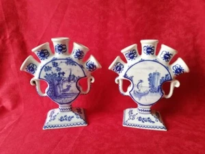 Pair of earthenware bouquet makers - Picture 1 of 13