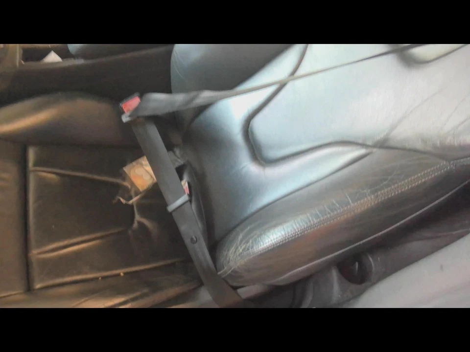 Used Front Left Seat Belt Front fits: 2010 Audi S5 Cpe bucket seat driver retrac Foto 1 de 4