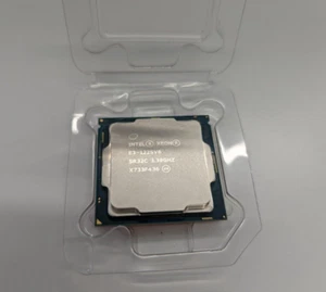 Intel Xeon E3-1225V6 @ 3,3 GHz @ 4,1 GHz Turbo, SR32C, 8 MB de caché, 8 GT/S, 4 núcleos - Imagen 1 de 4