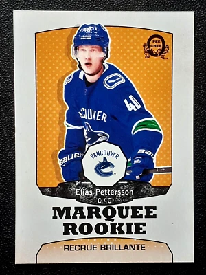 ELIAS PETTERSSON RC 2018-19 O-PEE-CHEE RETRO 18-19 NO 611           13825 - Image 1 of 2