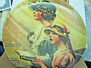 Collectible Norman Rockwell plate -A0346 "Mother and Daughter..."with box & COA - Picture 1 of 3