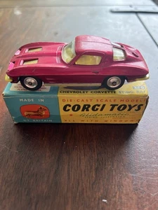 Corgi Toys Chevy Corvette Sting Ray Number 310 Magenta Color With Box - Picture 1 of 6