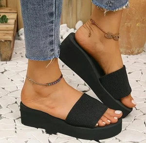black chunky sole slide sandles - womens EU 42 - Picture 1 of 5