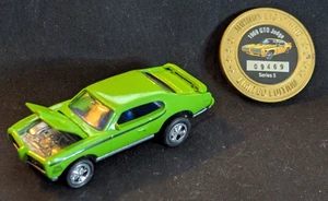 Johnny Lightning Muscle Cars USA 1969 GTO Judge Series 10 with Coin - Picture 1 of 4