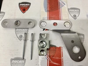 Ducati Bauchwanne / Verkleidungshalter 748RS 916 Racing 996RS 998RS NEU  - Bild 1 von 5