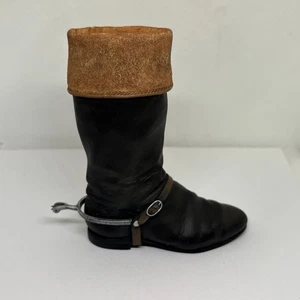 Just The Right Shoe G.W. Riding Boot Brown Cowboy Raine Willitts Figureine - Picture 1 of 5