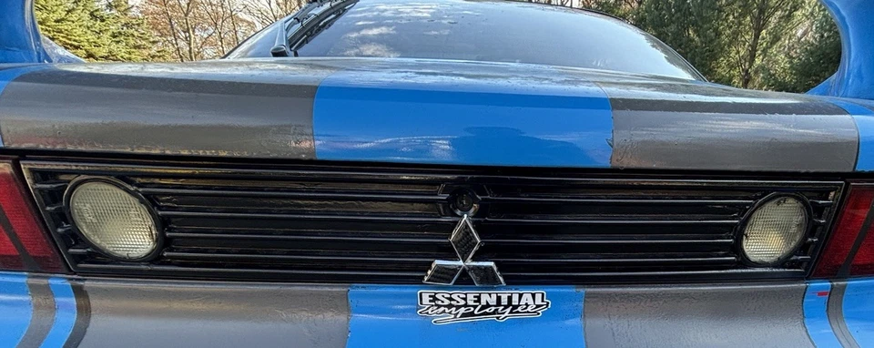 Mitsubishi 3000GT VR4 1999 OEM panel de decoración de luz trasera central trasera - raro Foto 1 de 1