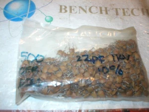 New  500  22PF  1KV 10% Ceramic Capacitors - Picture 1 of 3