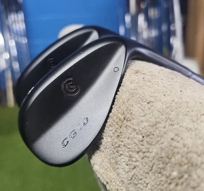 CLEVELAND CG10 BLACK NITRIDE 54° & 58° 2 WEDGE SET SPINE ALIGNED S300 NEW GRIPS - Image 1 of 4