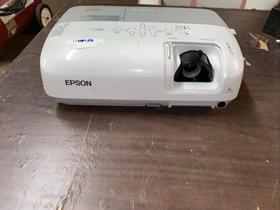 Epson EX21 SVGA Conference Room Projector- H238A 92-450 Lamp Hours Used - Image 1 of 4