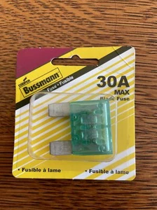 Bussmann BP/MAX-30 30 Amp Maxi blade Fuse Max-30 Cooper Auto Marine RV Camper - Picture 1 of 2