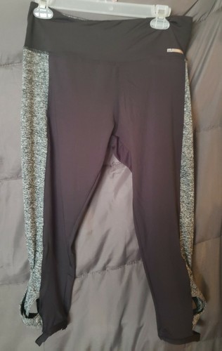 Foto 1 di 3