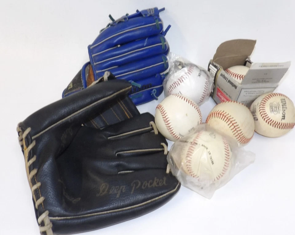 Lote de Béisbol - 6 Pelotas de Béisbol y 2 Mitones - Especial Liga Junior y Wilson Foto 1 de 2