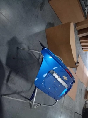 Tapa de cubierta usada se adapta a: Chevrolet Sonic 2016 Ntbk sin alerón integral grado A Foto 1 de 4