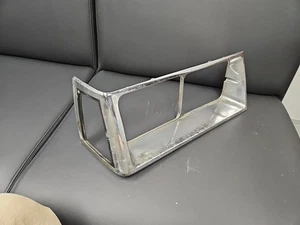 1984-85 Buick LeSabre RH (Passenger) Headlight Marker Trim Bezel (OEM #25509470) - Bild 1 von 7