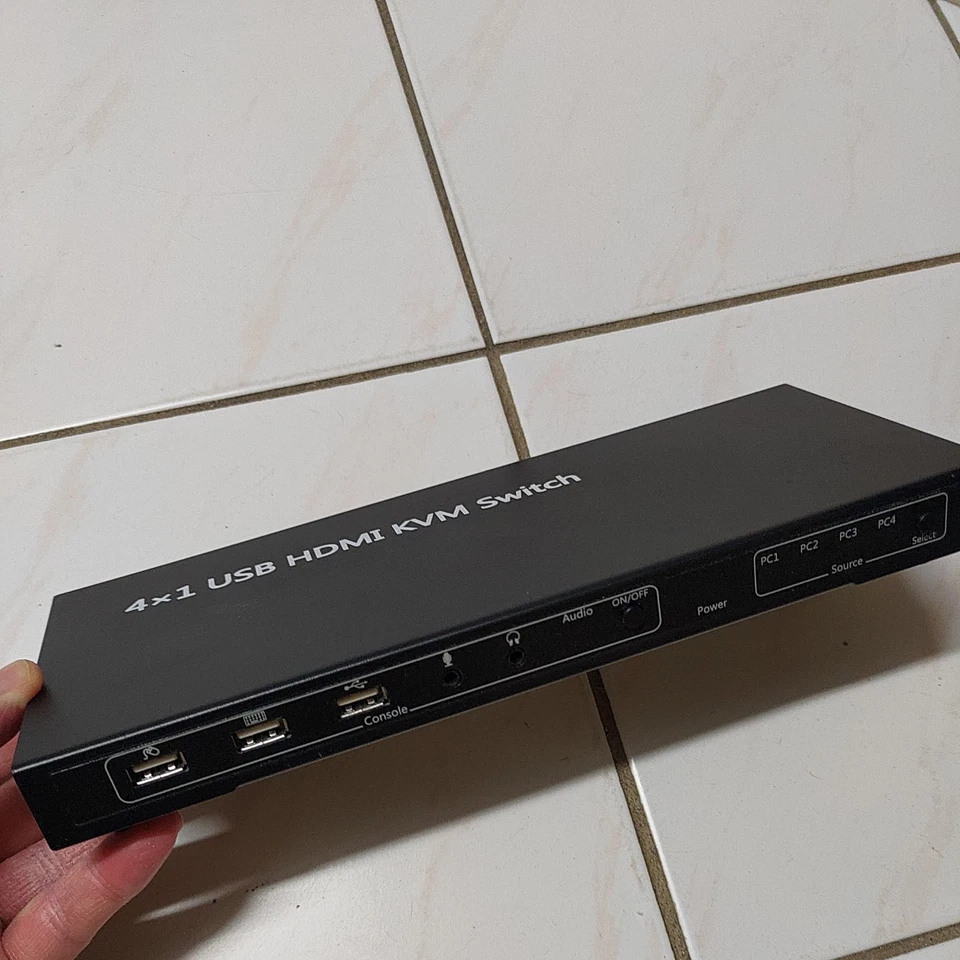 SpeaKa Professional 4 Port KVM-Umschalter HDMI USB 1920 x 1080 - Bild 1 von 4