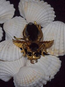 Little Bee onyx stone Pin Brooch Fashion Vintage CHIC
