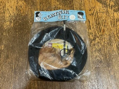 Kit Beatnik Vintage SELLADO - Novedad Franco Americana 1960 - Disfraz Halloween Foto 1 de 4