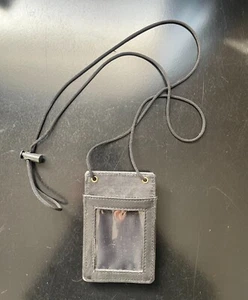 Cartera de viaje de cuero genuino con correa para el cuello - Imagen 1 de 7