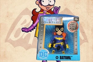 DC Metals Die Cast, BATGIRL, Disfraz/Uniforme Azul 2016 Jada 2" M382 - Nuevo en Caja - Imagen 1 de 6