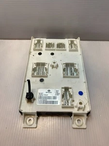 MÓDULO DE CONTROL DE CUERPO JEEP - Imagen 1 de 3