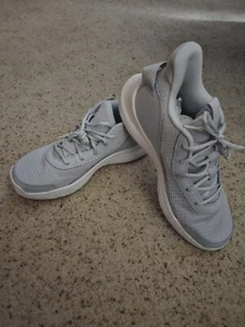 Under Armour Curry 327 Herren Basketballschuhe Training Sport 3026622-102 Größe 10 - Bild 1 von 7