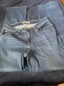 Levi 31 x 30 curvy bootcut - two pair jeans - Picture 1 of 4
