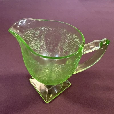 Vintage Green Vaseline Depression Creamer #612 Indiana Horseshoe Footed - Image 1 of 4